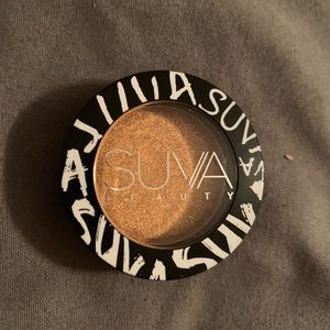 SUVA Beauty shimmer eyeshadow in Turmeric